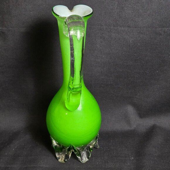 Vintage Green Art Glass Pitcher Ewer 8" Hand Blown Clear Handle Feet Mid Century - Picture 4 of 14